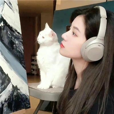 伊芙与火马