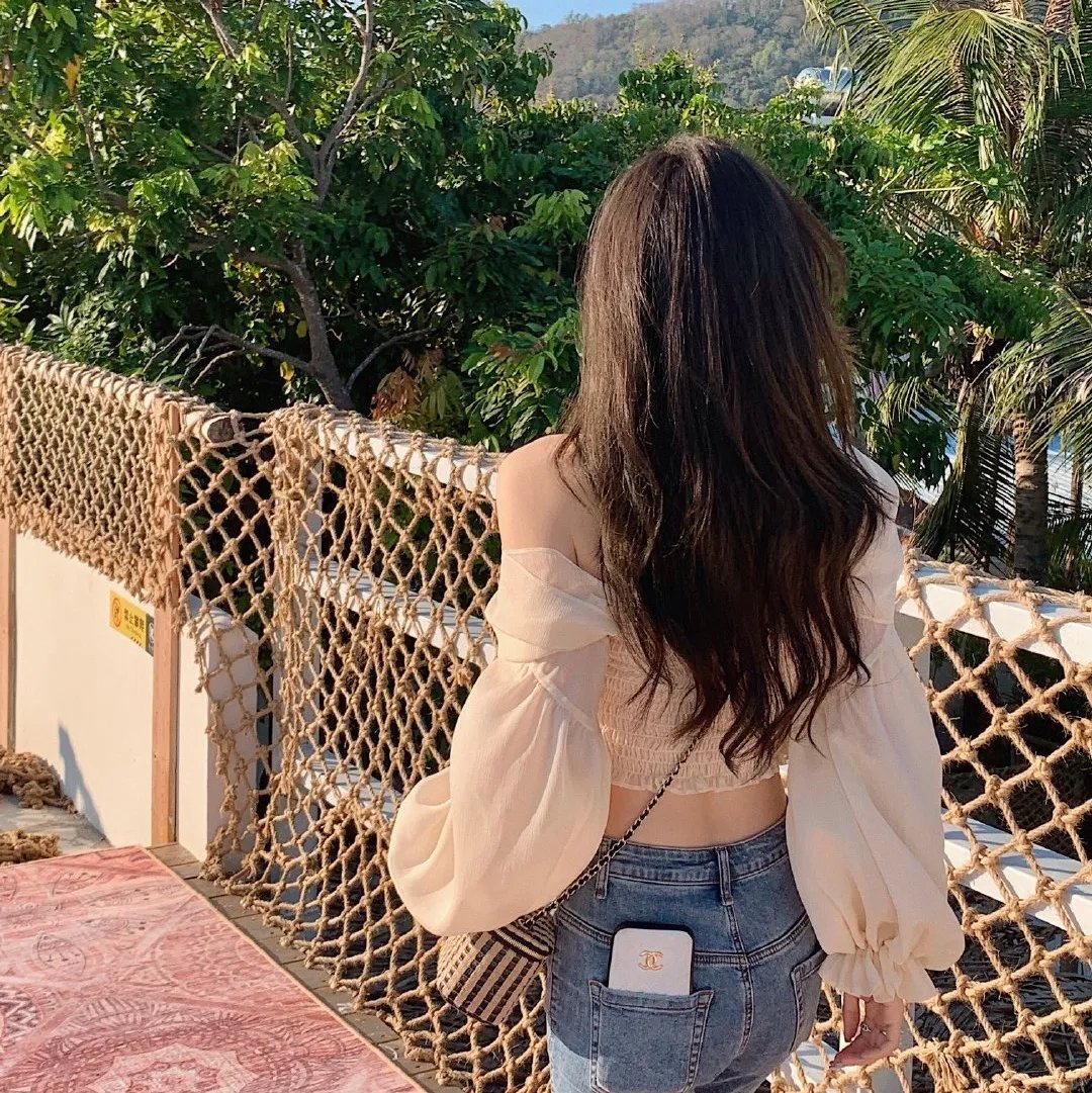 我妈偷听我的心声，带着三娃改嫁